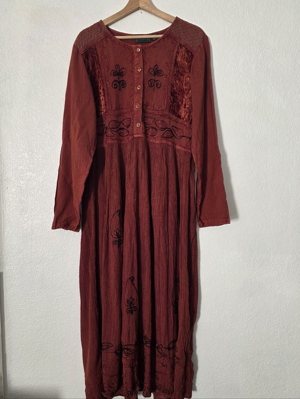 Starina Long Sleeve Embroidered Burgundy Rayon Dress